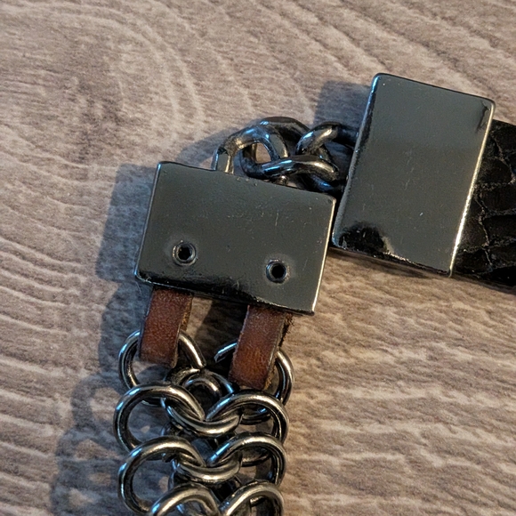 Stylish Black and Silver Women's Chain Belt. Luisa Cerano. - Picture 5 of 10